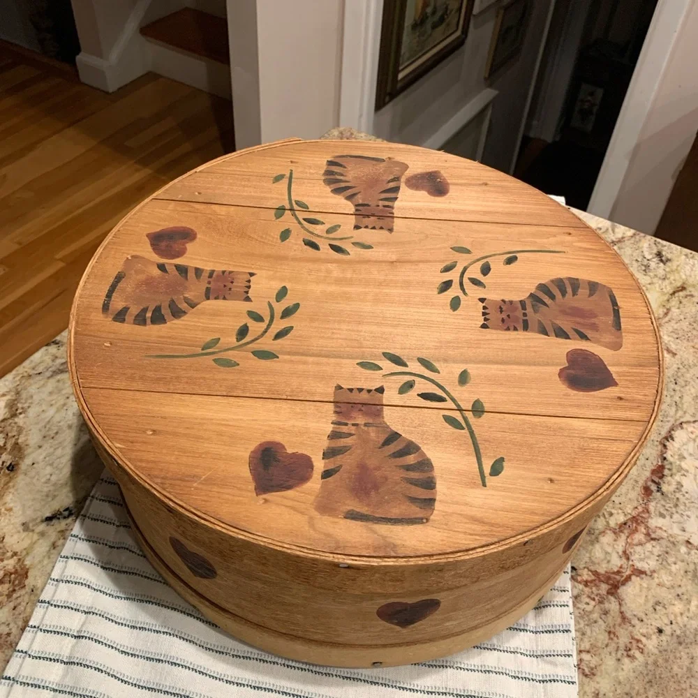 Vintage Wood Cheese box with lid, hand painted